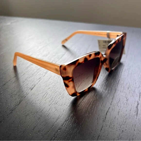 NWT Fossil Tortoise Shell 50mm Cat Eye Sunglasses